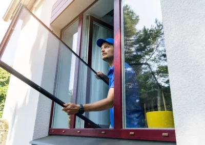 Installazione professionale zanzariere su misura